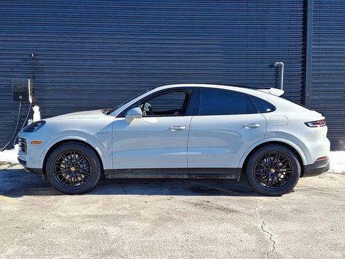 New 2026 Porsche Cayenne E-Hybrid Coupe image 2