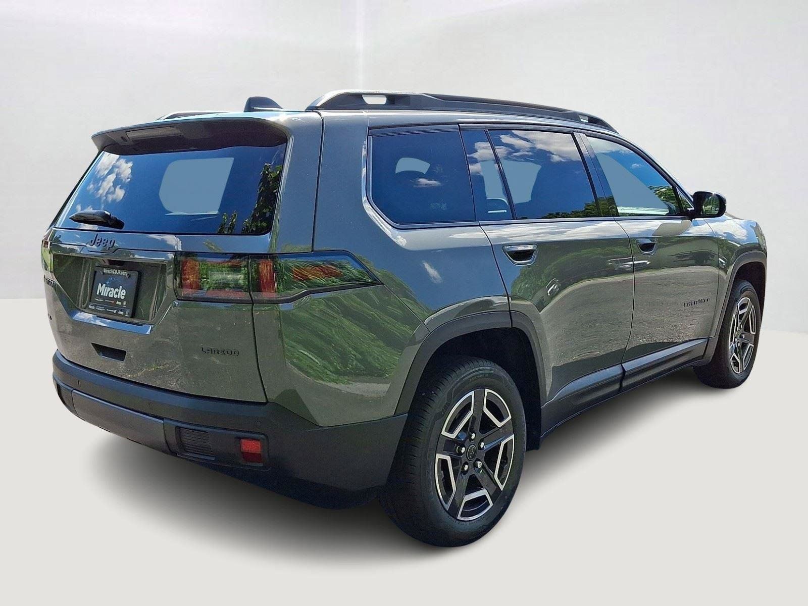 New 2026 Jeep Cherokee Laredo AWD/4WD image 3