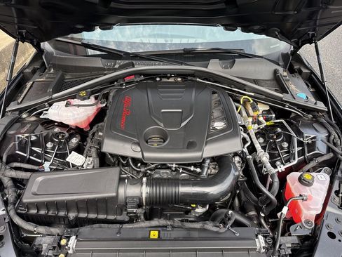 New 2025 Alfa Romeo Giulia Intensa w/ Driving Assist Package image 25