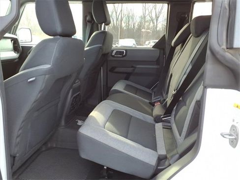 Used 2022 Ford Bronco Big Bend image 9