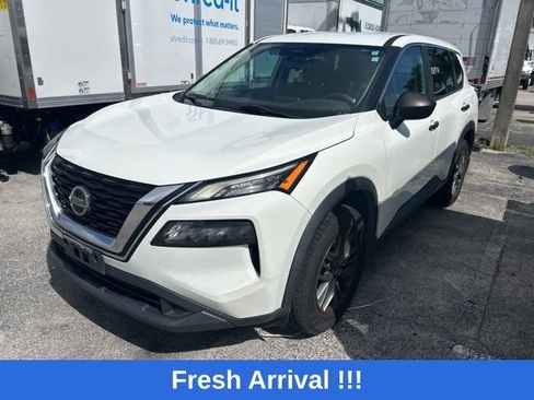 Used 2021 Nissan Rogue S image 1