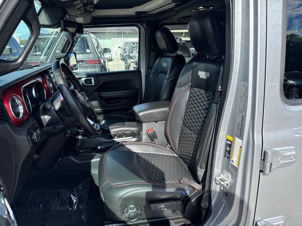 Certified 2021 Jeep Gladiator Rubicon AWD/4WD image 17