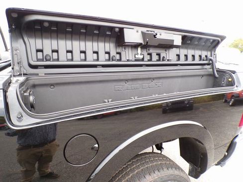 New 2026 RAM 2500 Limited image 8