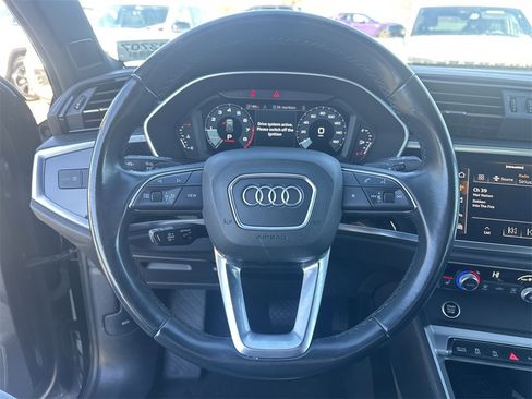 Used 2024 Audi Q3 2.0T Premium image 12