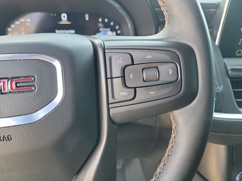 Used 2024 GMC Yukon AT4 w/ AT4 Premium Plus Package AWD/4WD image 25