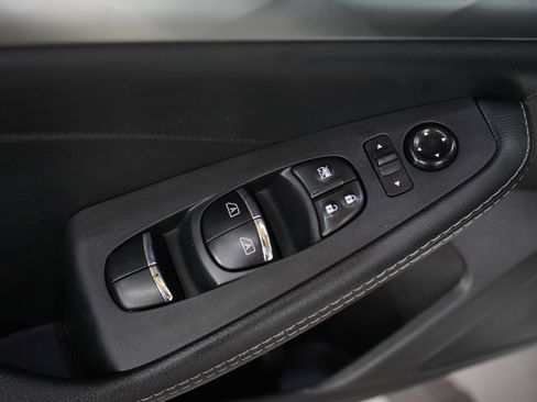 Used 2023 Nissan Maxima SL FWD image 18