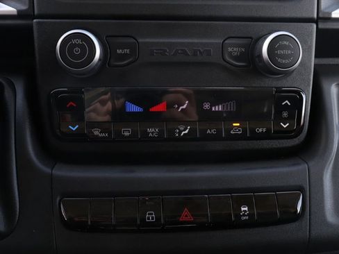 Used 2024 RAM ProMaster 2500 image 12