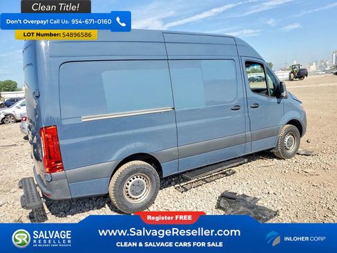 Used 2019 Mercedes-Benz Sprinter 144 image 4