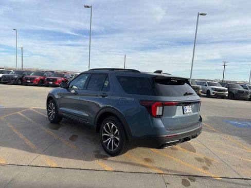 New 2026 Ford Explorer ST-Line AWD/4WD image 5