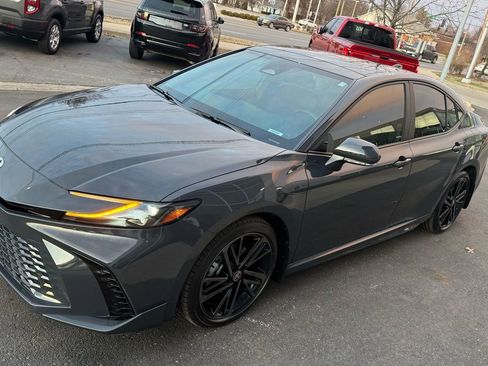 Used 2025 Toyota Camry XSE image 65