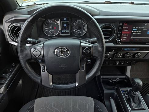 Used 2023 Toyota Tacoma TRD Off-Road image 13