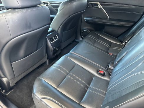 Used 2019 Lexus RX 350 AWD image 12