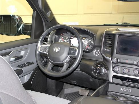 Certified 2022 RAM 1500 Big Horn AWD/4WD image 14