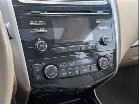 Used 2013 Nissan Altima 2.5 SV w/ 2.5SV Convenience Pkg FWD image 12