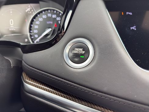 Used 2019 Cadillac XT5 Platinum image 22