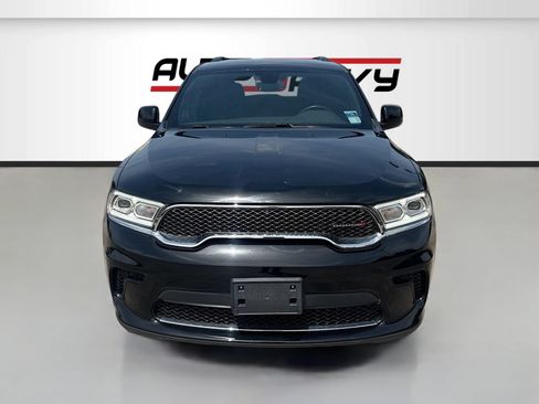 Used 2023 Dodge Durango SXT RWD image 2