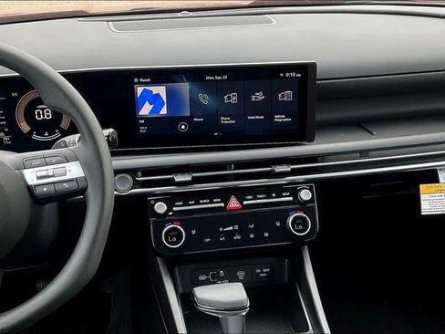 New 2026 Hyundai Tucson SEL image 7