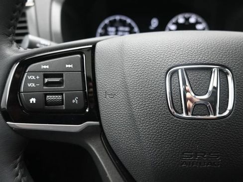 Used 2025 Honda Odyssey Touring image 28
