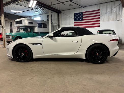 Used 2014 Jaguar F-TYPE Convertible RWD image 3