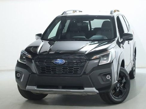 Used 2025 Subaru Forester Wilderness image 3