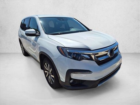 Used 2021 Honda Pilot EX image 4