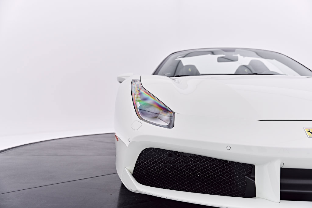 Used 2019 Ferrari 488 Spider RWD image 32
