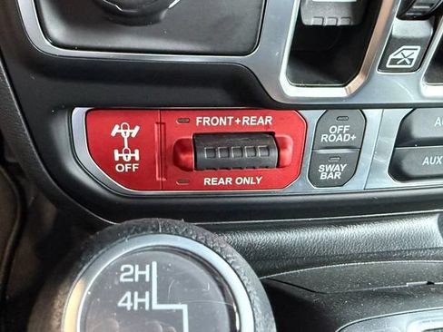 New 2026 Jeep Wrangler Unlimited Rubicon AWD/4WD image 34