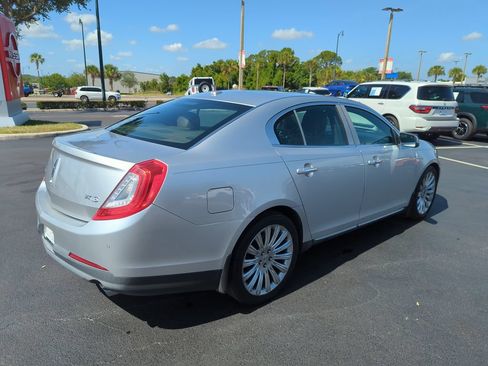 Used 2013 Lincoln MKS FWD image 6