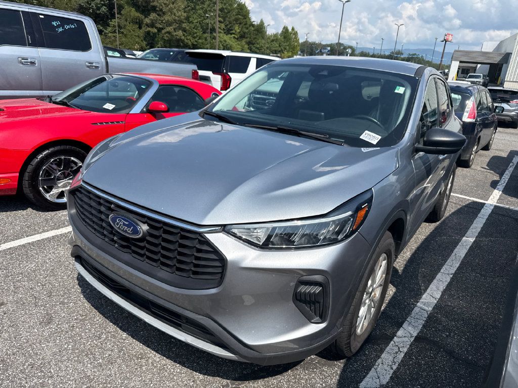 Used 2024 Ford Escape Active AWD/4WD image 6