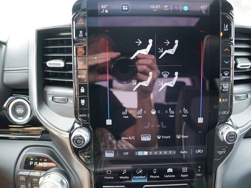New 2026 RAM 1500 Laramie w/ Night Edition AWD/4WD image 18