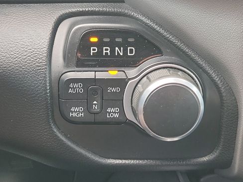 Used 2019 RAM 1500 Big Horn AWD/4WD image 24