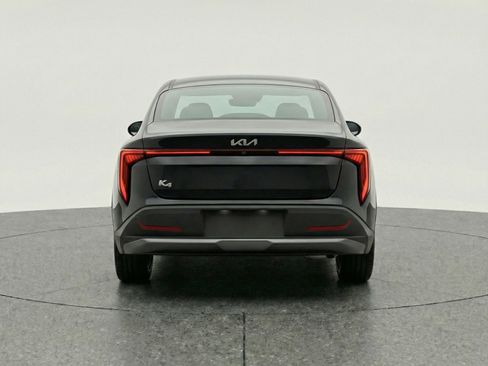 Used 2025 Kia K4 LXS image 7