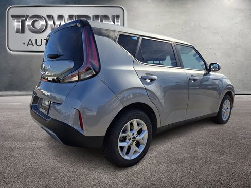 Certified 2024 Kia Soul LX w/ Option Group 015 image 5