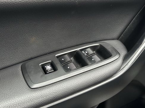 Used 2023 Ford Ranger XL image 18