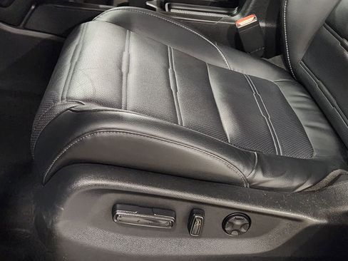 Used 2019 Honda CR-V Touring image 45