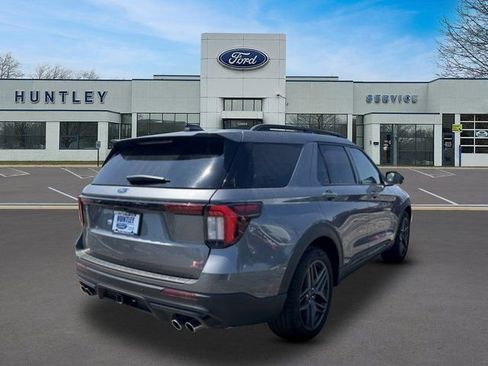 Used 2025 Ford Explorer ST w/ Sun And Sound Package AWD/4WD image 4