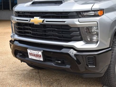 New 2026 Chevrolet Silverado 2500 Custom w/ Custom Value Package AWD/4WD image 30