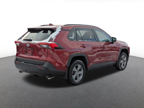 Used 2024 Toyota RAV4 LE image 3