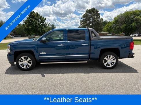 Used 2017 Chevrolet Silverado 1500 High Country w/ High Desert Package AWD/4WD image 3