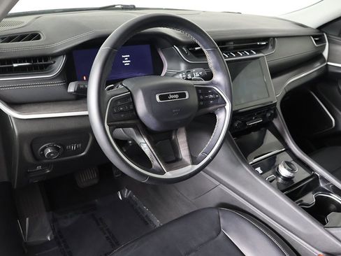 Used 2022 Jeep Grand Cherokee L Limited image 26