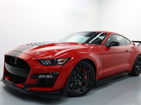 Used 2022 Ford Mustang Shelby GT500 w/ Carbon Fiber Track Pack RWD image 62