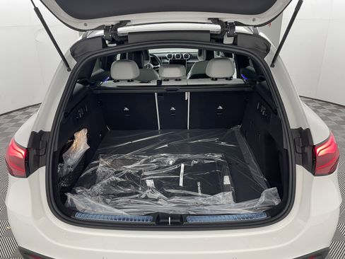 New 2026 Mercedes-Benz GLC 300 image 18