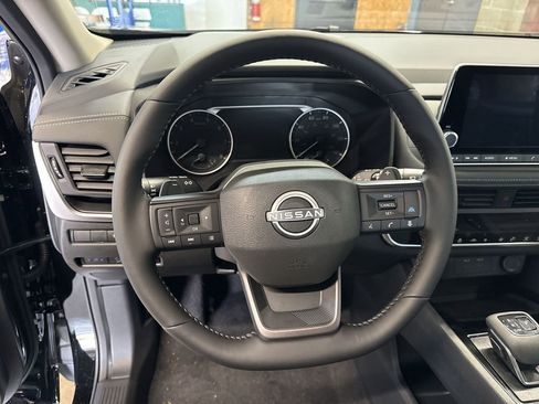 New 2026 Nissan Rogue SV w/ Cold Weather Package AWD/4WD image 11