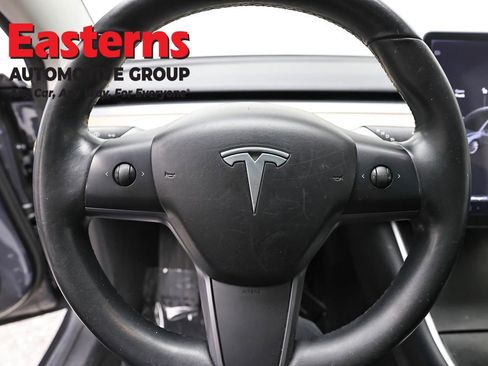 Used 2018 Tesla Model 3 Long Range image 10