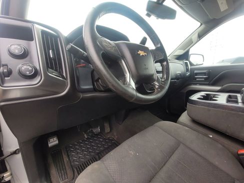 Used 2019 Chevrolet Silverado 1500 LT AWD/4WD image 16