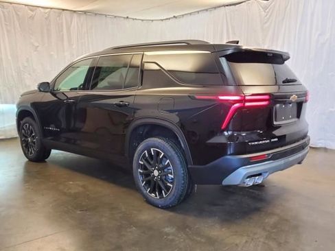 New 2026 Chevrolet Traverse LT w/ Sun and Wheel Package image 5