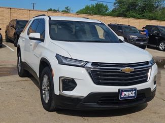Used 2023 Chevrolet Traverse LT video 3