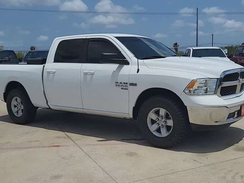 Used 2019 RAM 1500 Classic SLT RWD image 2