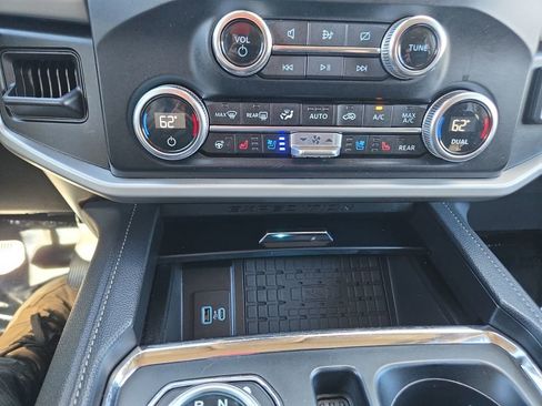 Used 2024 Ford Expedition Max XLT image 28