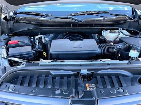 Used 2024 Chevrolet Silverado 1500 LT Trail Boss w/ Convenience Package II image 31